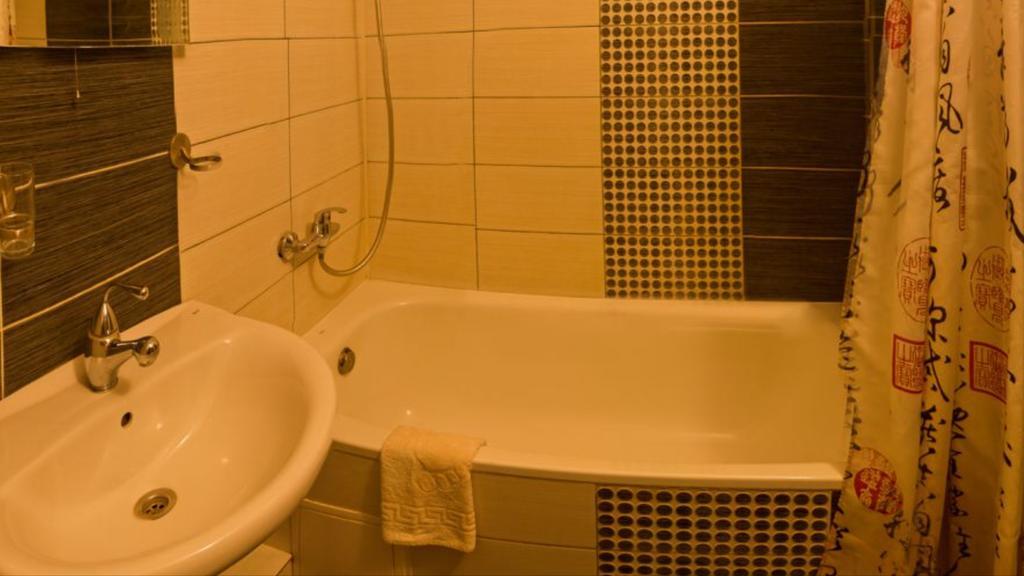 Kyiv Apartment On Starokyivskaya Lane 5 Екстер'єр фото
